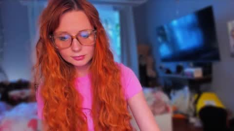 Klementinafanslyklementina6661 online show from June 11, 4:27 pm