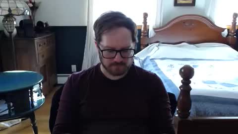 Kris online show from February 15, 8:18 pm