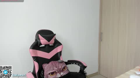 Camila Reyes online show from March 18, 3:40 pm