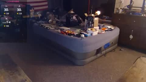 kneesdown321 online show from January 28, 5:11 am