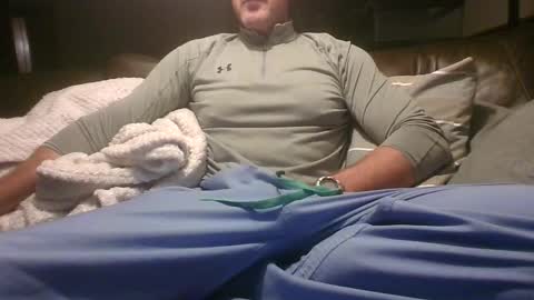 Knight3975 online show from October 27, 1:16 am