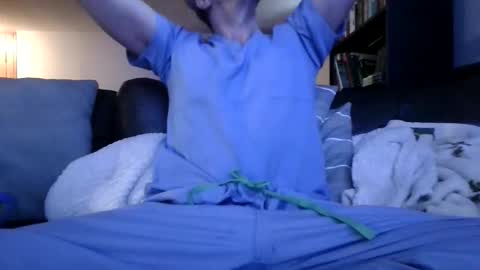 Knight3975 online show from February 12, 3:15 pm