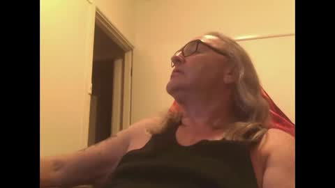 knobout online show from November 5, 11:23 am