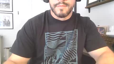 knowledge01 online show from June 10, 9:24 pm