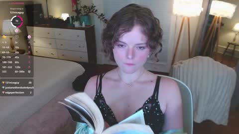 knowlita  online show from January 7, 4:16 pm