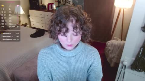 knowlita  online show from December 12, 10:09 pm