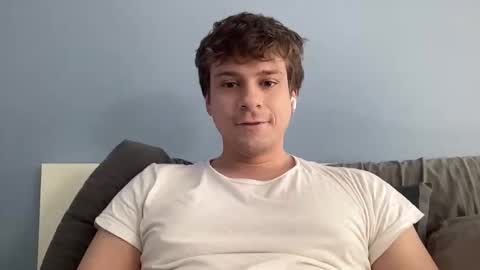 kobeberto online show from February 7, 6:00 pm