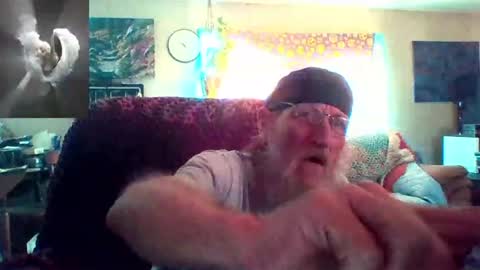 kodiakpm1 online show from June 20, 4:24 pm