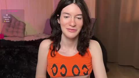 kolettemuse online show from June 11, 12:47 pm