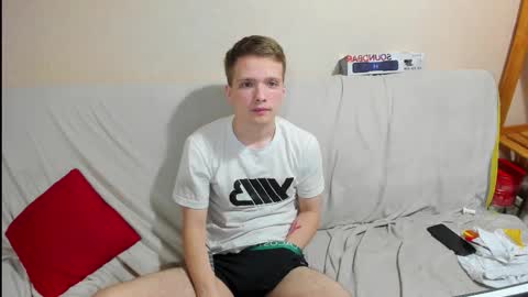 konnor_deviant online show from December 14, 10:49 pm