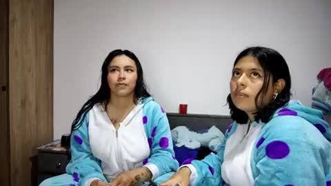 Konny and Laila online show from July 30, 1:39 am
