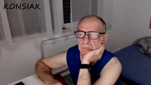 Komsiak online show from September 18, 7:29 pm