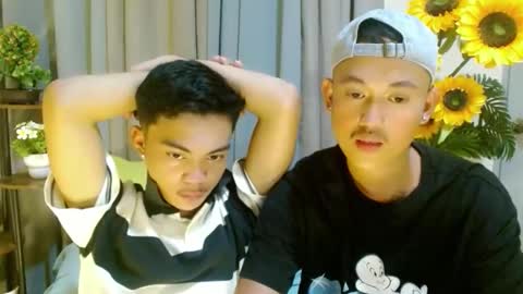 kopikobrownxx online show from April 6, 4:57 am