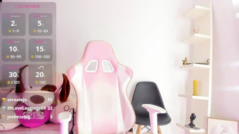 Koral Cuz online show from April 7, 3:36 pm