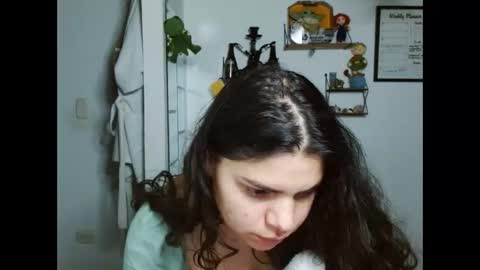 Snapshot of koranikky08 chatting on October 22, 2:15 am Karoll online show from October 22, 2:15 am