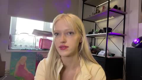 Ariela online show from July 30, 6:30 pm
