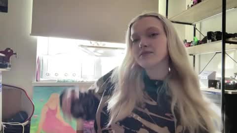 Ariela online show from June 5, 3:28 pm