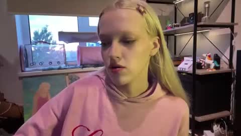 Ariela online show from June 25, 7:19 pm