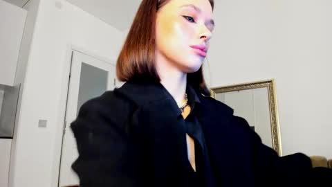Snapshot of kossie_ chatting on October 22, 5:47 pm kossie_ online show from October 22, 5:47 pm