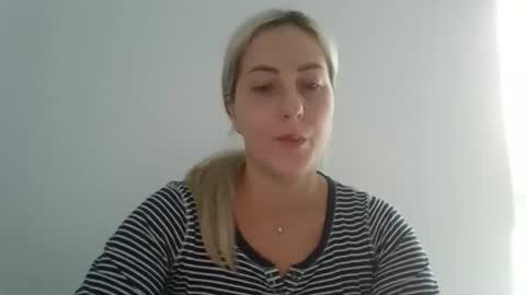 Snapshot of kriss_grace chatting on October 5, 12:24 pm Grace online show from October 5, 12:24 pm