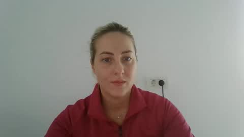 Snapshot of kriss_grace chatting on October 11, 12:10 pm Grace online show from October 11, 12:10 pm