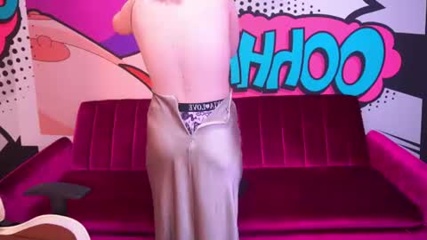 kristifoxy online show from July 18, 5:42 am