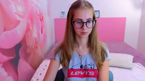 Kristina Adel online show from September 18, 6:50 am