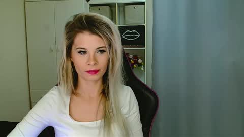 KristineAmore online show from January 13, 7:27 am