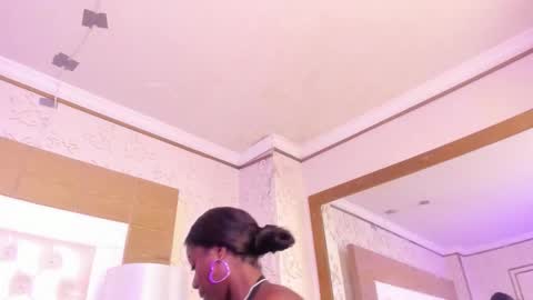 kristin online show from November 14, 1:02 pm