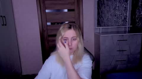 Kristy online show from May 30, 7:12 pm