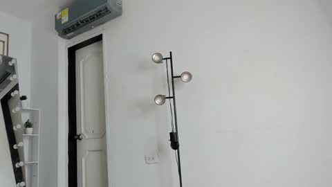 Cristina online show from February 22, 7:16 pm