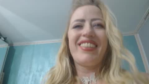 krystal desire online show from February 6, 7:49 pm