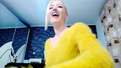 krystal desire online show from January 12, 6:37 pm