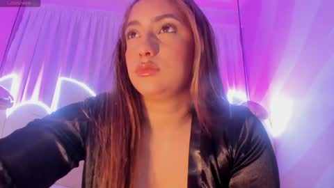 krystalswift_ online show from March 30, 3:17 am