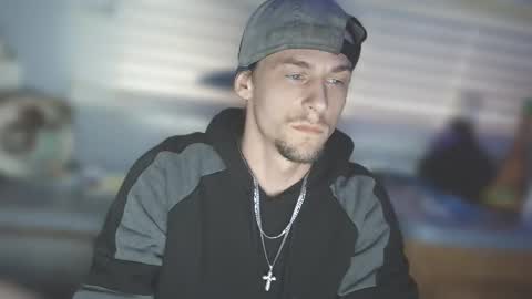 krytiar1992 online show from October 14, 3:04 pm