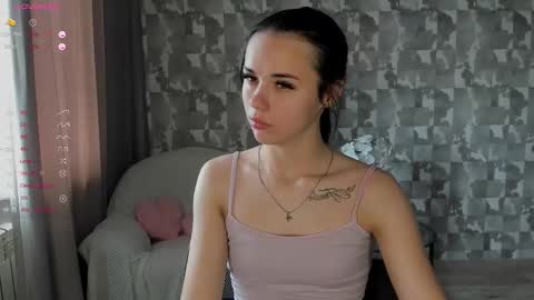 Snapshot of kseni_a chatting on October 7, 10:44 am Ksenia online show from October 7, 10:44 am