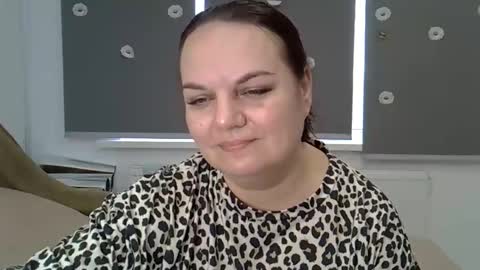 kurkuma_ online show from March 19, 1:38 pm