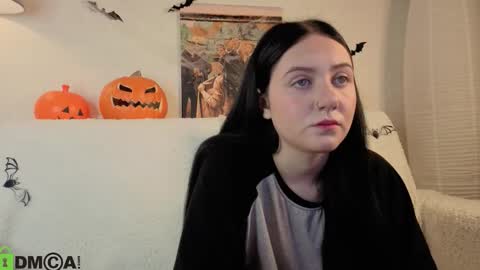 Kvetachka Thu-Sun 0900am-1500pmGTM2 online show from October 29, 2:02 am