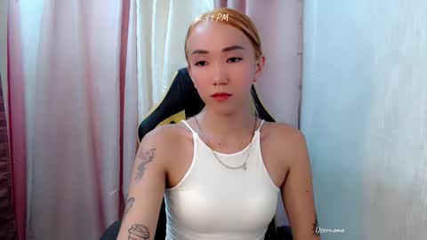 kweenie1026 online show from May 18, 6:41 am