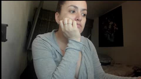 Snapshot of kyhara chatting on October 26, 3:18 am kyhara online show from October 26, 3:18 am