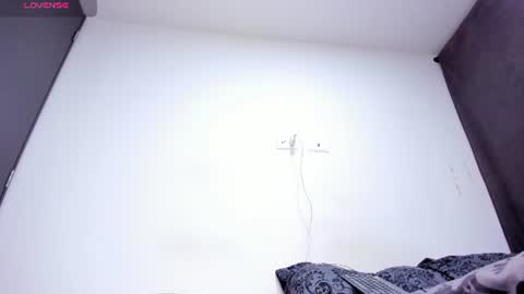 Kyle collinz online show from June 11, 2:53 am