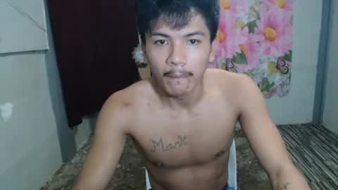 kyle_lourence online show from June 16, 7:12 am
