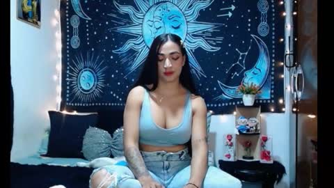 kylie online show from March 11, 11:19 pm