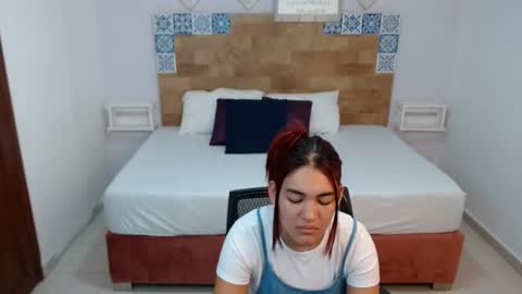 Melissa online show from February 6, 11:46 am