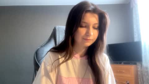 Kary online show from February 17, 1:32 pm