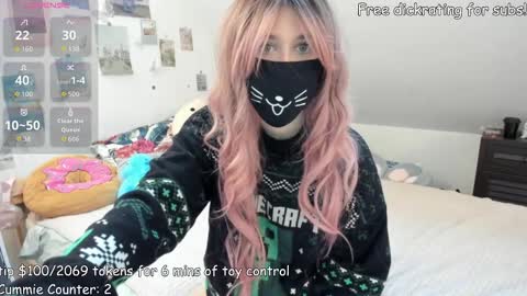 Kyra Wild online show from October 24, 6:14 am