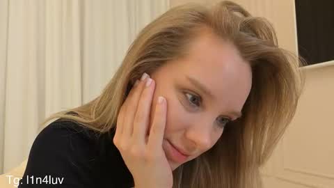 lina online show from December 16, 9:54 pm