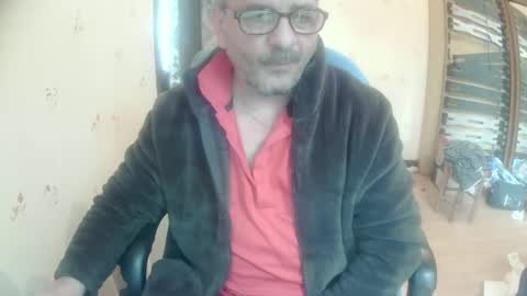 l__0__l online show from January 5, 11:15 am