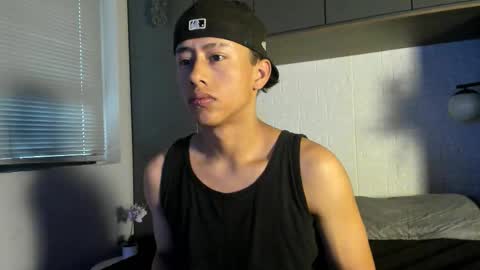 labrinthteasing online show from March 22, 1:04 pm