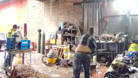 Snapshot of lacedinleather chatting on October 30, 4:51 pm LacedInLeather online show from October 30, 4:51 pm